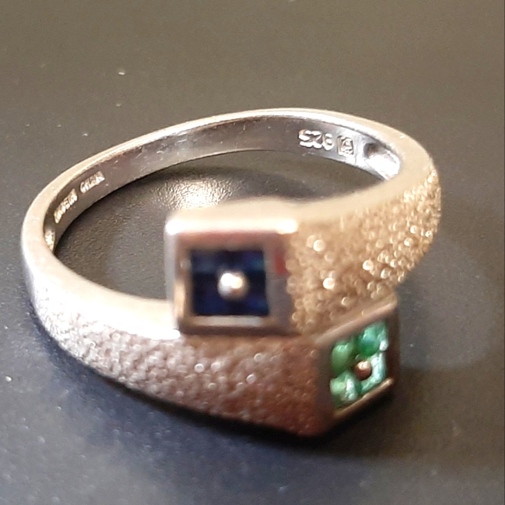 Sterling Silver Emerald & Sapphire Wrap Around Ring Size 10